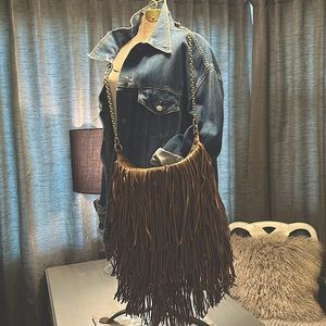 Stunning Leather Lost And Found Fringe Bag In Taupe With Gold Chain Perfect